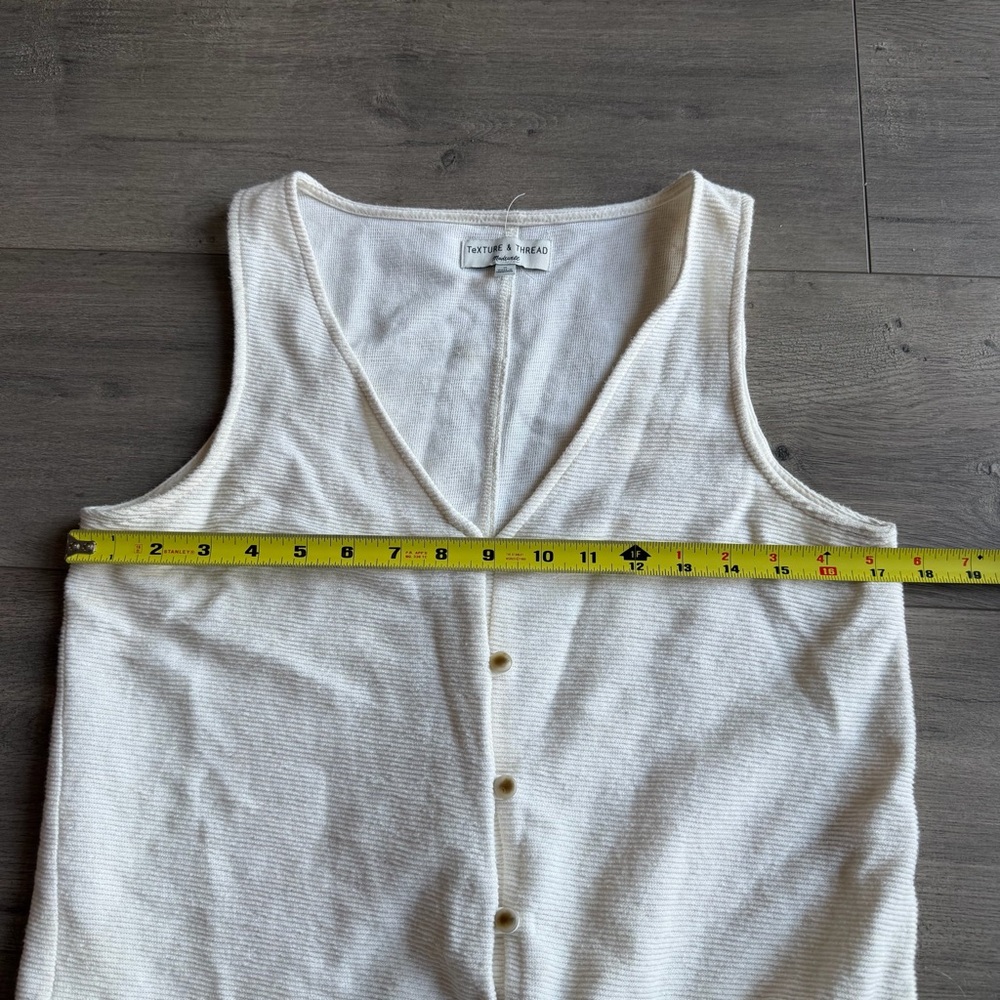 Texture & Thread x Madewell Button front tie tank - size medium - cream - Picture 2 of 6